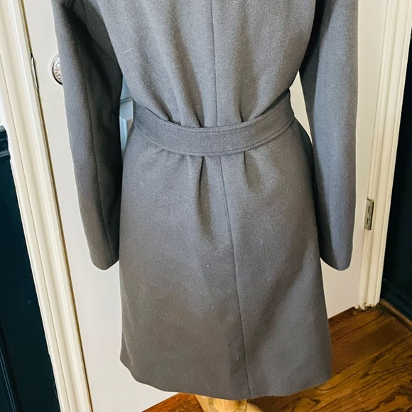 Elie Tahari Women's Sasha Wool Wrap Coat with Real Fur Collar like new Xlarge - Picture 4 of 16